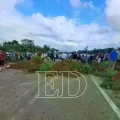 Transportistas bloquean la carretera Santa Cruz - Cochabamba