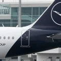 Un avión de Lufthansa en el aeropuerto de Múnich, Alemania, el 13 de abril de 2026