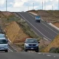 Imagen referencial de la carretera doble vía La Paz - Oruro.
