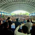 Evo Morales y el gobernador de Cochabamba, Leonardo Loza en el ampliado evista que decidió una marcha hasta La Paz