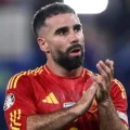 Dani Carvajal durante un partido con la selección de España.