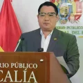 El fiscal general Roger Mariaca durante la conferencia de prensa.
