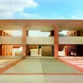 Imagen referencial del hecho ocurrido en la unidad educativa de la zona Los Lotes