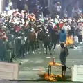 La barricada armada en la calle Loayza