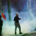 El lunes la violencia se apoderó del centro de la ciudad de La Paz.