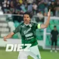El atacante durante un partido con Oriente en el Tahuichi.