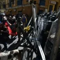 La marcha de la COB en el centro de la ciudad de La Paz. Foto: APG