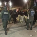 Policías despejan la ruta La Paz - El Alto