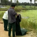 Este es el momento cuando se levanta el cuerpo de la víctima