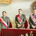 Autoridades departamentales y municipales en el homenaje conjunto al 25 de Mayo de 1809, en la Casa de la Libertad.