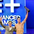 Maximilian Martin, cofundador y CEO de Enhanced Games, y Kristian Gkolomeev, ganador de los 50 m libres masculinos.