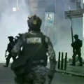Enfrentamiento entre policías y marchistas en la ciudad de La Paz