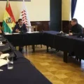 Reunión entre el vicepresidente Edmand Lara y jefes de bancada.