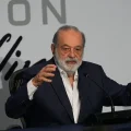 El multimillonario mexicano Carlos Slim ofrece una conferencia de prensa en la Ciudad de México, el martes 26 de mayo de 2026