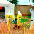Macky Mbavugha, médico y gerente de campo del Comité Internacional de Rescate (IRC).