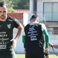 Luis Haquin, capitán de la Verde, en un entrenamiento.