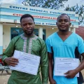Makati Tagirabo y Baraka Bulambula, dos pacientes recuperados de ébola en Congo.