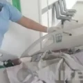 El hombre llegó con el 90% de su cuerpo con quemaduras