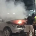 Vagoneta se incendió en el segundo anillo