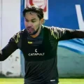 Algarañaz en una práctica del Tigre en su cancha de Achumani.