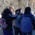 La mujer de la tercera edad fue auxiliada por peatones