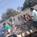 Ingreso de pobladores a la estación policial de San Julián