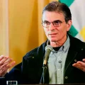 Paz destaca avances del diálogo tras ingreso de combustible a La Paz