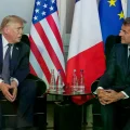 El presidente Donald Trump se reúne con el presidente francés Emmanuel Macron durante un encuentro bilateral al margen de la cumbre del G7, el lunes 15 de junio de 2026, en Evian-les-Bains, Francia.