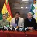 La Directiva de la Cámara de Diputados en conferencia de prensa.