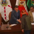 Paz saludando a Argollo en una anterior reunión.