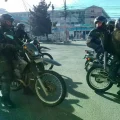 Policía Bolivia en aprestos en la ciudad de El Alto, esta mañana, tras el decreto de estado de excepción en Bolivia.