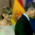 Pedro Sánchez junto a su mujer Begoña Gómez.