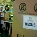 Un centro electoral en Bogotá.