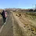 Levantan los escombros que dejaron los bloqueadores en la carretera La Paz - Oruro.